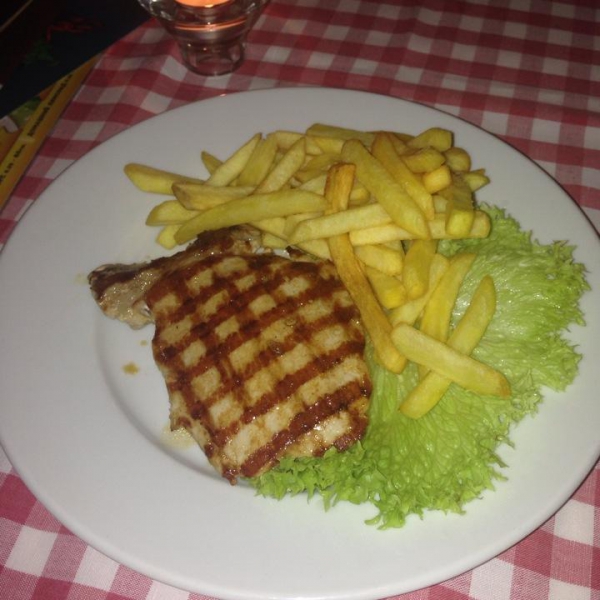 Ресторанный сервис бронирования столиков menu-rest.com - Интерьер ресторана "Mama Roma"