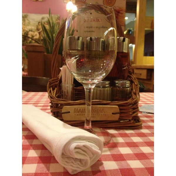 Ресторанный сервис бронирования столиков menu-rest.com - Интерьер ресторана "Mama Roma"