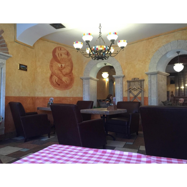 Ресторанный сервис бронирования столиков menu-rest.com - Интерьер ресторана "Mama Roma"