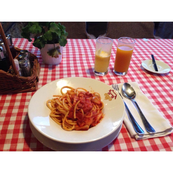 Ресторанный сервис бронирования столиков menu-rest.com - Интерьер ресторана "Mama Roma"