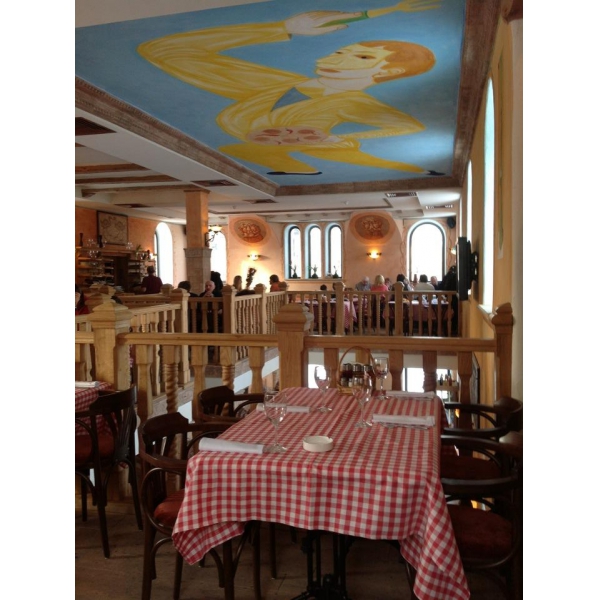 Ресторанный сервис бронирования столиков menu-rest.com - Интерьер ресторана "Mama Roma"