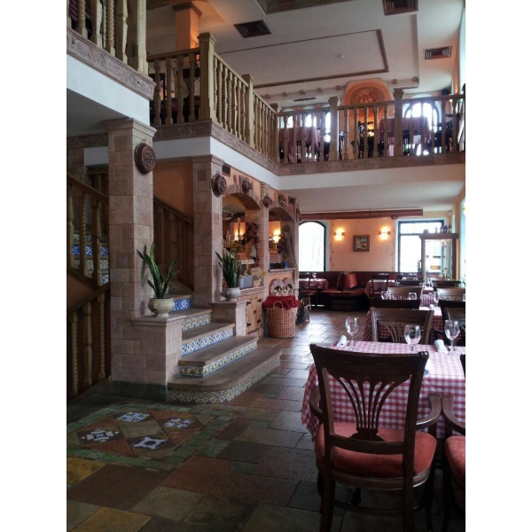 Ресторанный сервис бронирования столиков menu-rest.com - Интерьер ресторана "Mama Roma"