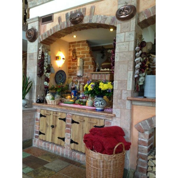 Ресторанный сервис бронирования столиков menu-rest.com - Интерьер ресторана "Mama Roma"