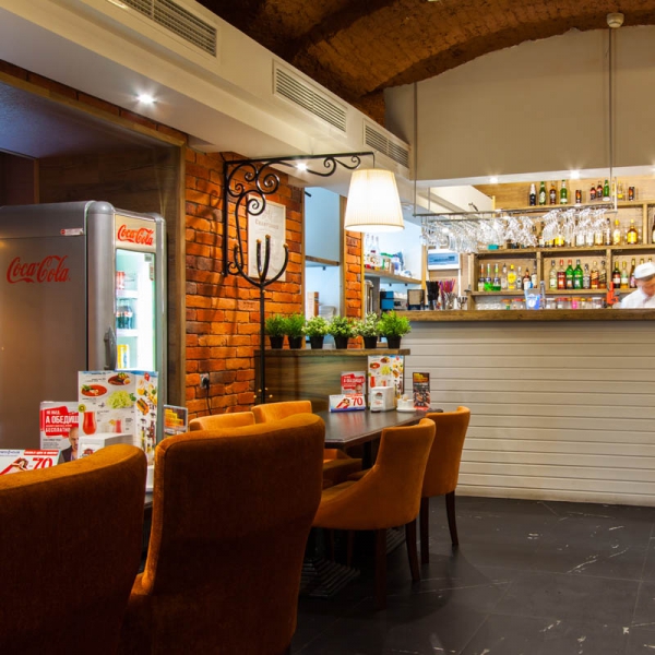 Ресторанный сервис бронирования столиков menu-rest.com - Интерьер ресторана "Евразия"