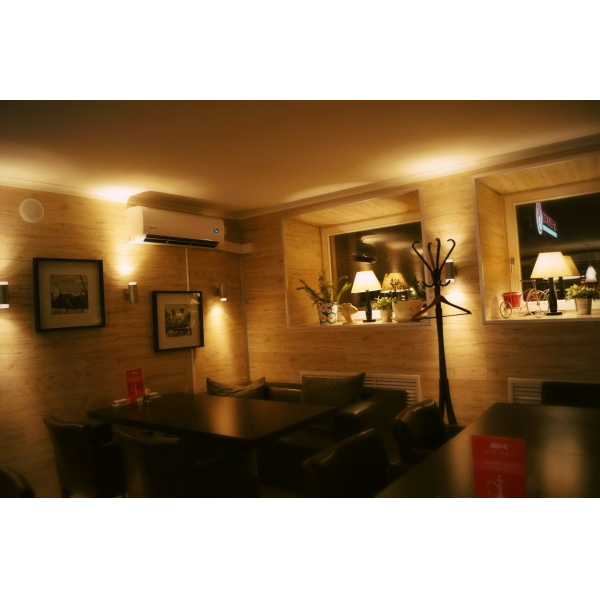 Ресторанный сервис бронирования столиков menu-rest.com - Интерьер ресторана "KORUSHKA"