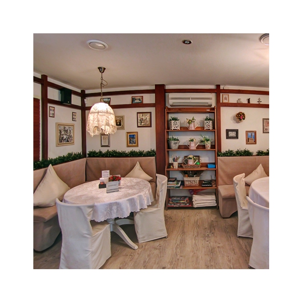 Ресторанный сервис бронирования столиков menu-rest.com - Интерьер ресторана "LA MIA FIRENZE (МОЯ ФЛОРЕНЦИЯ)"