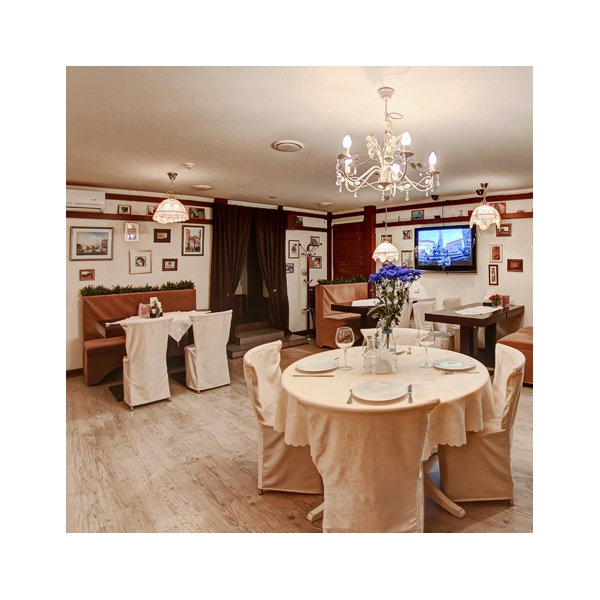 Ресторанный сервис бронирования столиков menu-rest.com - Интерьер ресторана "LA MIA FIRENZE (МОЯ ФЛОРЕНЦИЯ)"