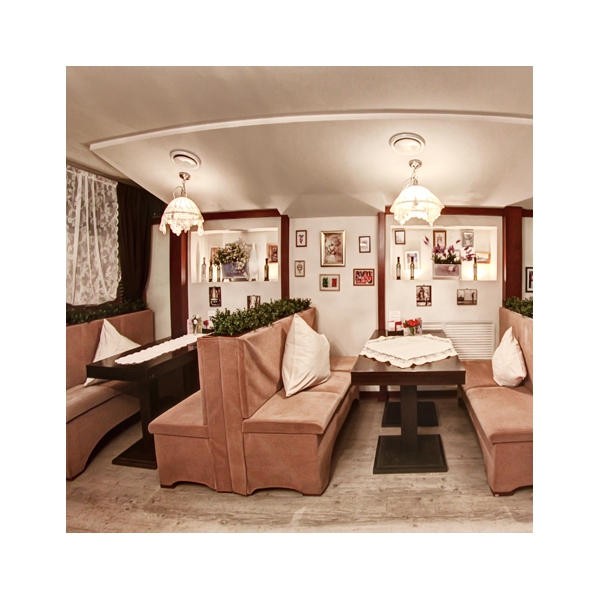 Ресторанный сервис бронирования столиков menu-rest.com - Интерьер ресторана "LA MIA FIRENZE (МОЯ ФЛОРЕНЦИЯ)"