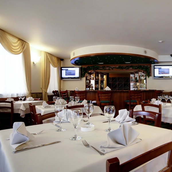 Ресторанный сервис бронирования столиков menu-rest.com - Интерьер ресторана "ДА АЛЬБЕРТОНЕ"