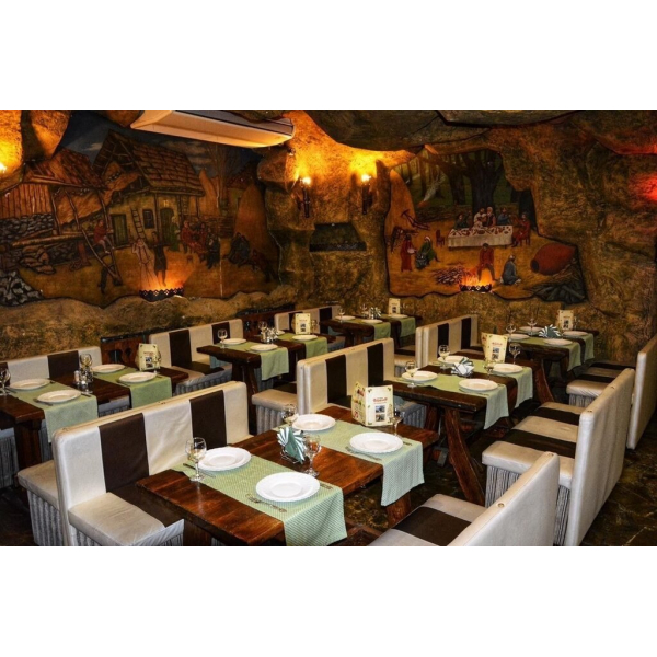 Ресторанный сервис бронирования столиков menu-rest.com - Интерьер ресторана "Вардзия"