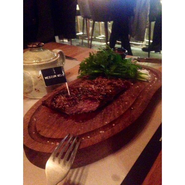 Ресторанный сервис бронирования столиков menu-rest.com - Интерьер ресторана "Hitch"