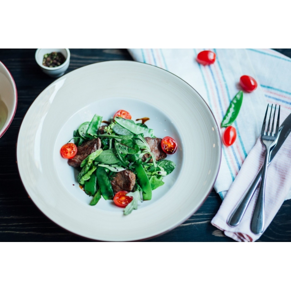 Ресторанный сервис бронирования столиков menu-rest.com - Интерьер ресторана "Red.Steak and Wine"