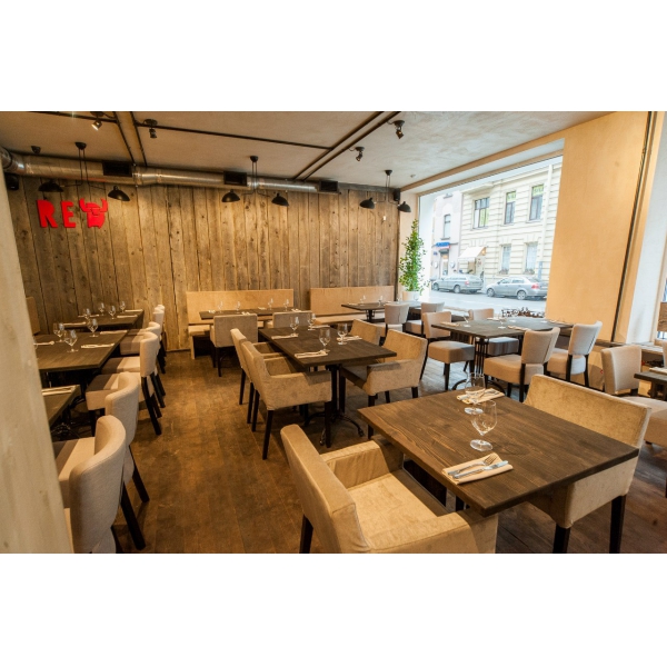 Ресторанный сервис бронирования столиков menu-rest.com - Интерьер ресторана "Red.Steak and Wine"