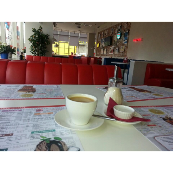 Ресторанный сервис бронирования столиков menu-rest.com - Интерьер ресторана "Ямм Пицца"