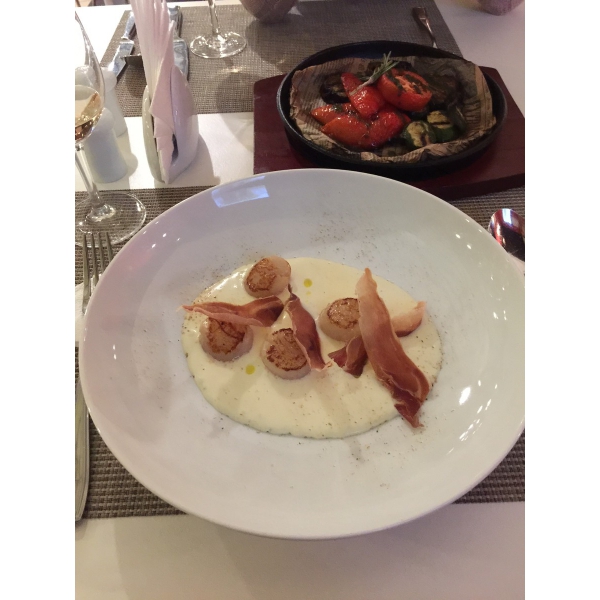 Ресторанный сервис бронирования столиков menu-rest.com - Интерьер ресторана "Erartacafe"