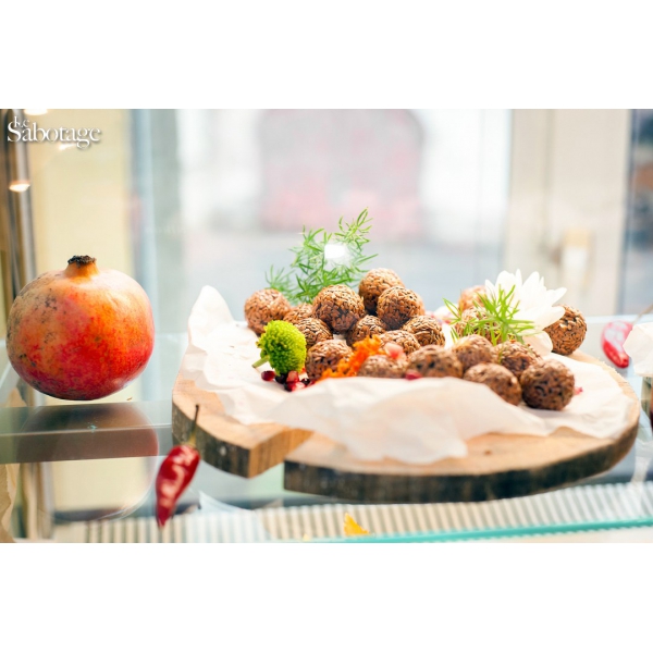 Ресторанный сервис бронирования столиков menu-rest.com - Интерьер ресторана "RA Family"