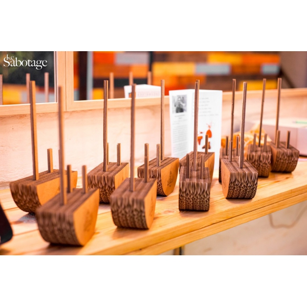 Ресторанный сервис бронирования столиков menu-rest.com - Интерьер ресторана "RA Family"