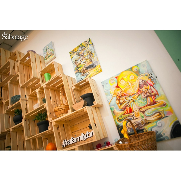 Ресторанный сервис бронирования столиков menu-rest.com - Интерьер ресторана "RA Family"