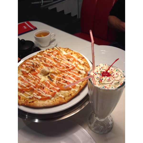 Ресторанный сервис бронирования столиков menu-rest.com - Интерьер ресторана "Ямм Пицца"