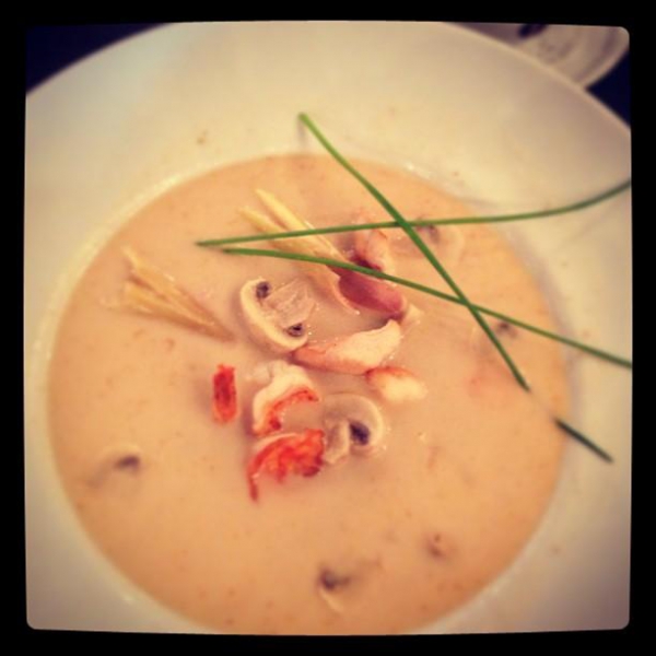 Ресторанный сервис бронирования столиков menu-rest.com - Интерьер ресторана "Light Family"