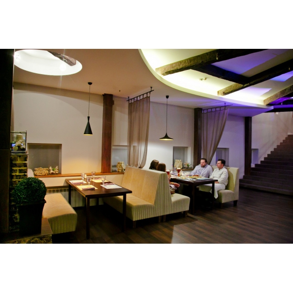 Ресторанный сервис бронирования столиков menu-rest.com - Интерьер ресторана "Клёво"