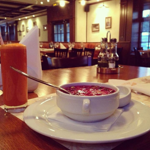 Ресторанный сервис бронирования столиков menu-rest.com - Интерьер ресторана "Maximilian II"