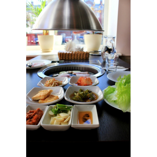 Ресторанный сервис бронирования столиков menu-rest.com - Интерьер ресторана "Korean BBQ Гриль"