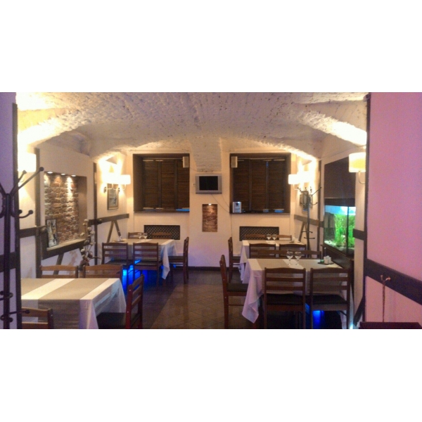 Ресторанный сервис бронирования столиков menu-rest.com - Интерьер ресторана "Alice story"