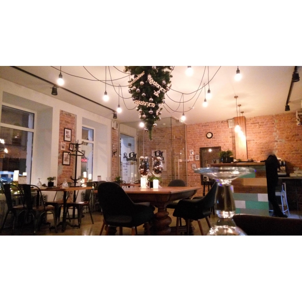 Ресторанный сервис бронирования столиков menu-rest.com - Интерьер ресторана "Gusto-густо"