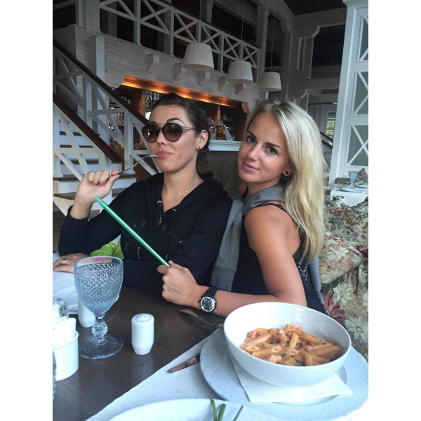 Ресторанный сервис бронирования столиков menu-rest.com - Интерьер ресторана "Сказка"