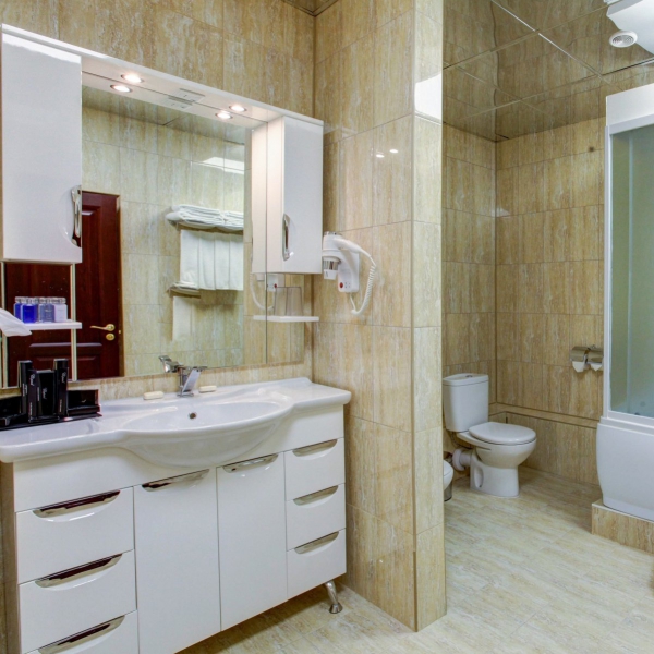 Ресторанный сервис бронирования столиков menu-rest.com - Интерьер ресторана "Принц Парк Отель"