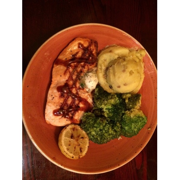 Ресторанный сервис бронирования столиков menu-rest.com - Интерьер ресторана "Hard Rock Cafe"