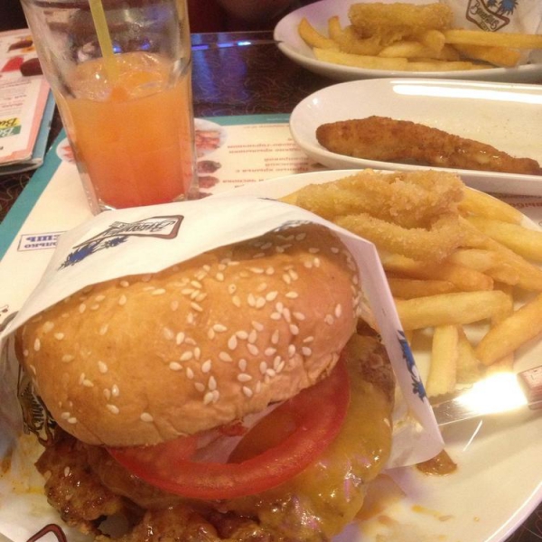 Ресторанный сервис бронирования столиков menu-rest.com - Интерьер ресторана "Beverly Hills Diner"