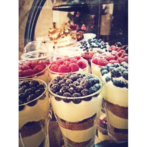 Ресторанный сервис бронирования столиков menu-rest.com - Интерьер ресторана "FRIENDS FOREVER"