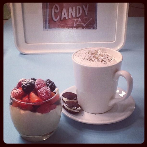 Ресторанный сервис бронирования столиков menu-rest.com - Интерьер ресторана "FRIENDS FOREVER"