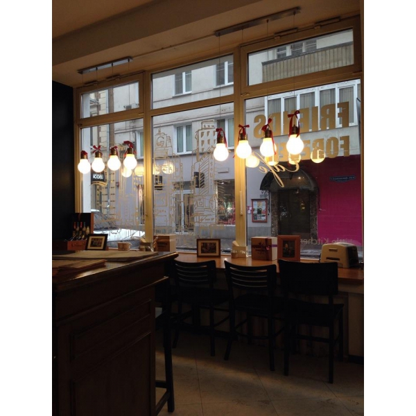 Ресторанный сервис бронирования столиков menu-rest.com - Интерьер ресторана "FRIENDS FOREVER"