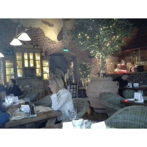 Ресторанный сервис бронирования столиков menu-rest.com - Интерьер ресторана "Villa della Pasta"