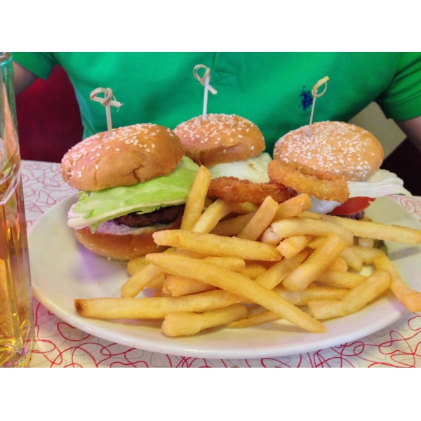 Ресторанный сервис бронирования столиков menu-rest.com - Интерьер ресторана "Beverly Hills Diner"