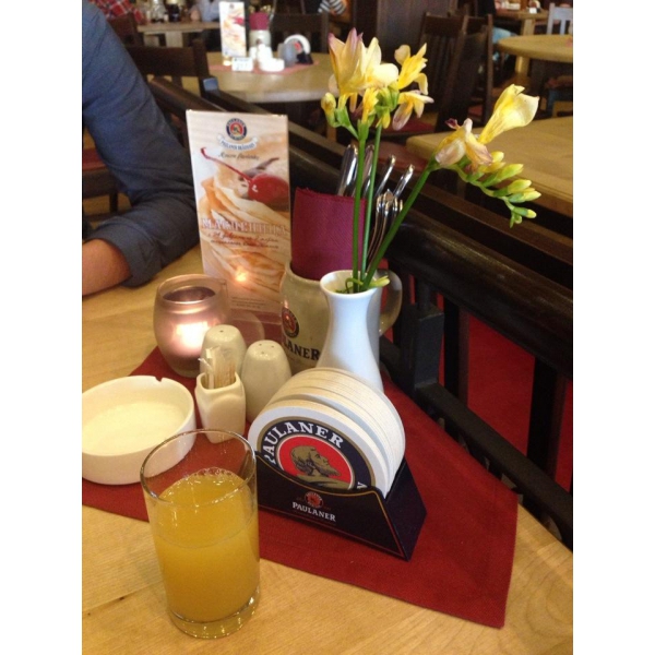 Ресторанный сервис бронирования столиков menu-rest.com - Интерьер ресторана "Paulaner Brauhaus"