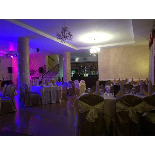 Ресторанный сервис бронирования столиков menu-rest.com - Интерьер ресторана "Малаховский Очаг"