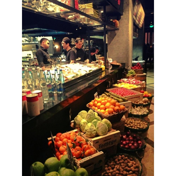 Ресторанный сервис бронирования столиков menu-rest.com - Интерьер ресторана "Страна которой нет"