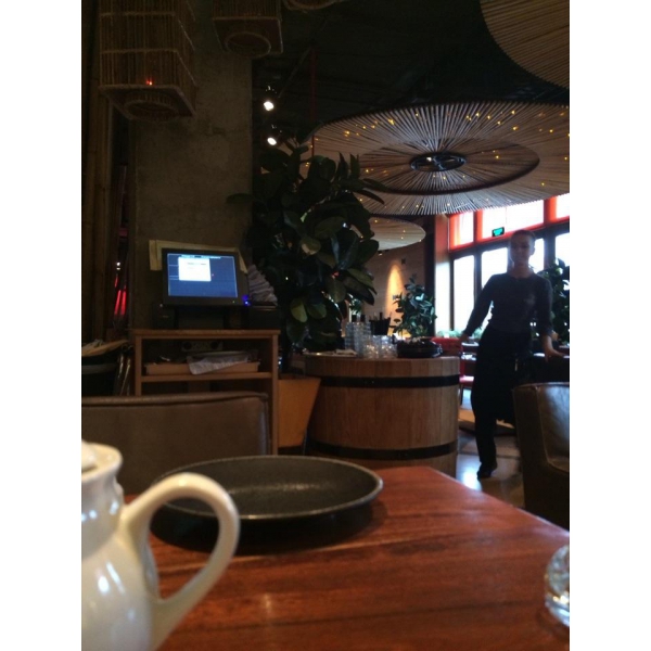 Ресторанный сервис бронирования столиков menu-rest.com - Интерьер ресторана "Страна которой нет"