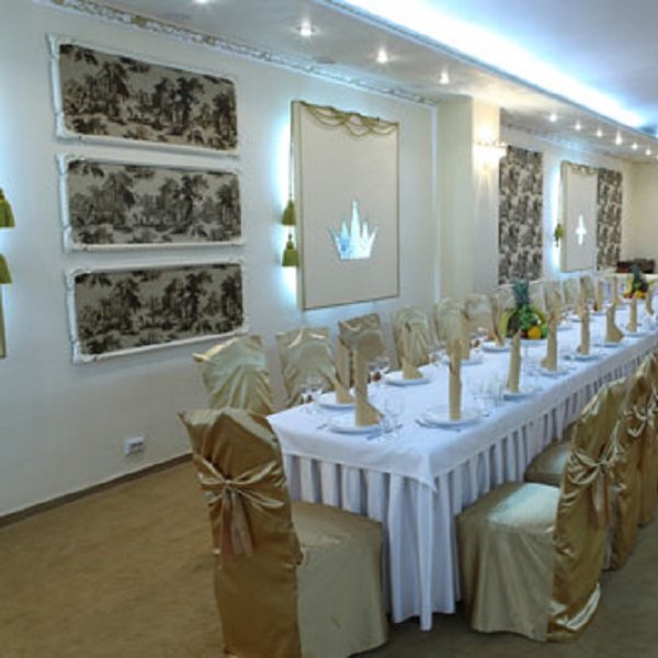 Ресторанный сервис бронирования столиков menu-rest.com - Интерьер ресторана "Загородный"