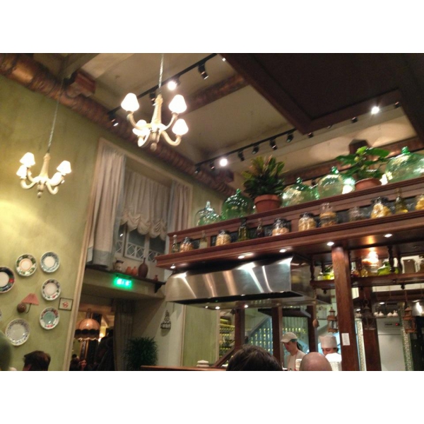 Ресторанный сервис бронирования столиков menu-rest.com - Интерьер ресторана "Песто"