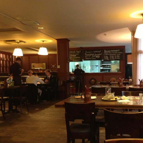 Ресторанный сервис бронирования столиков menu-rest.com - Интерьер ресторана "Колбасофф"