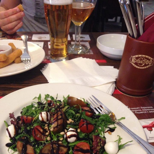 Ресторанный сервис бронирования столиков menu-rest.com - Интерьер ресторана "Колбасофф"