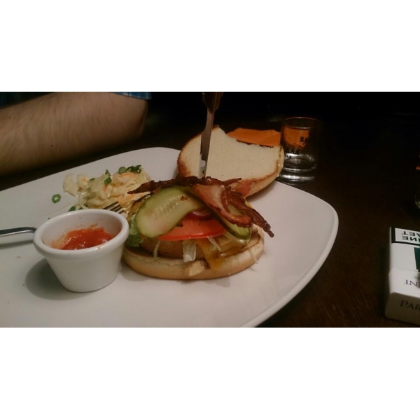 Ресторанный сервис бронирования столиков menu-rest.com - Интерьер ресторана "Beerмаркет"