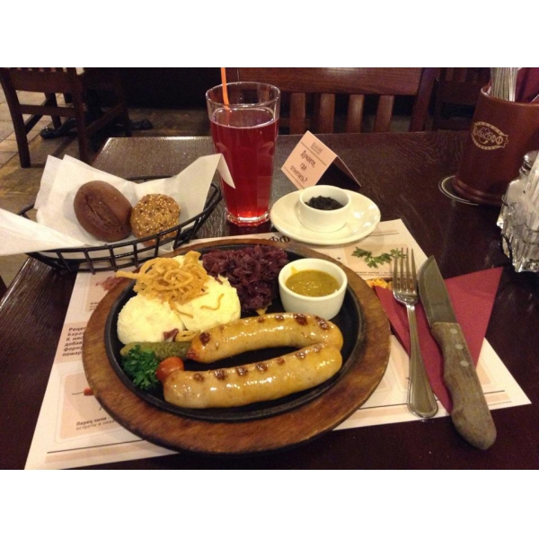 Ресторанный сервис бронирования столиков menu-rest.com - Интерьер ресторана "Колбасофф"