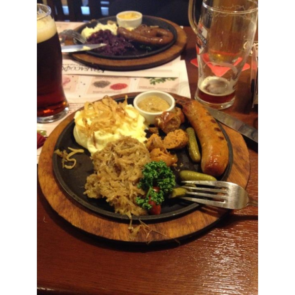 Ресторанный сервис бронирования столиков menu-rest.com - Интерьер ресторана "Колбасофф"