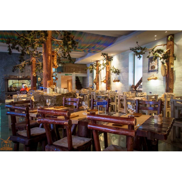 Ресторанный сервис бронирования столиков menu-rest.com - Интерьер ресторана "Экспедиция"